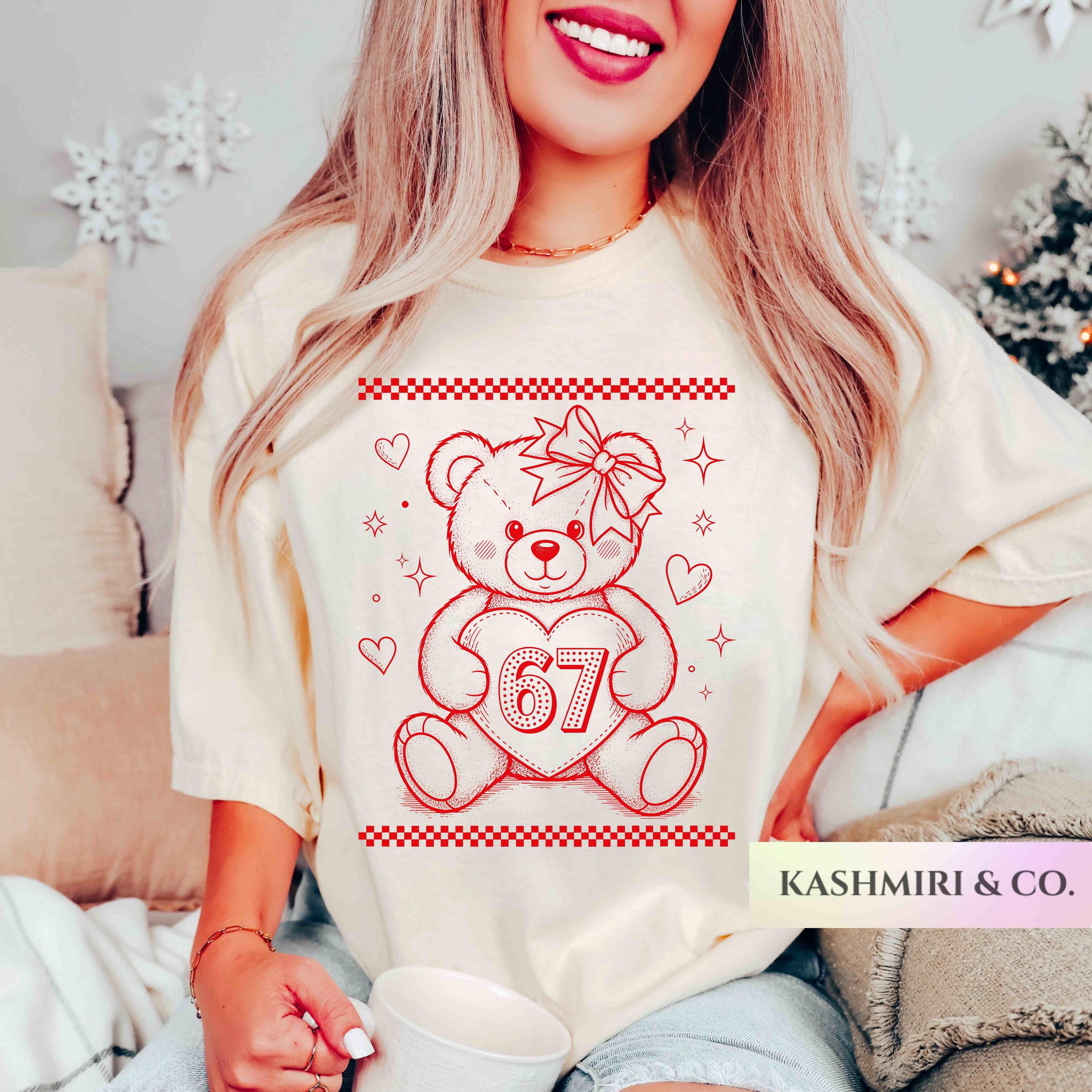 Retro 90 Bear Nostalgia 6 7 Valentines Care VDAY Bear Shirt Funny Y2K Teenager Trendy Meme Six Seven Lover TShirt Girlfriend Gift 80s 67 Tee