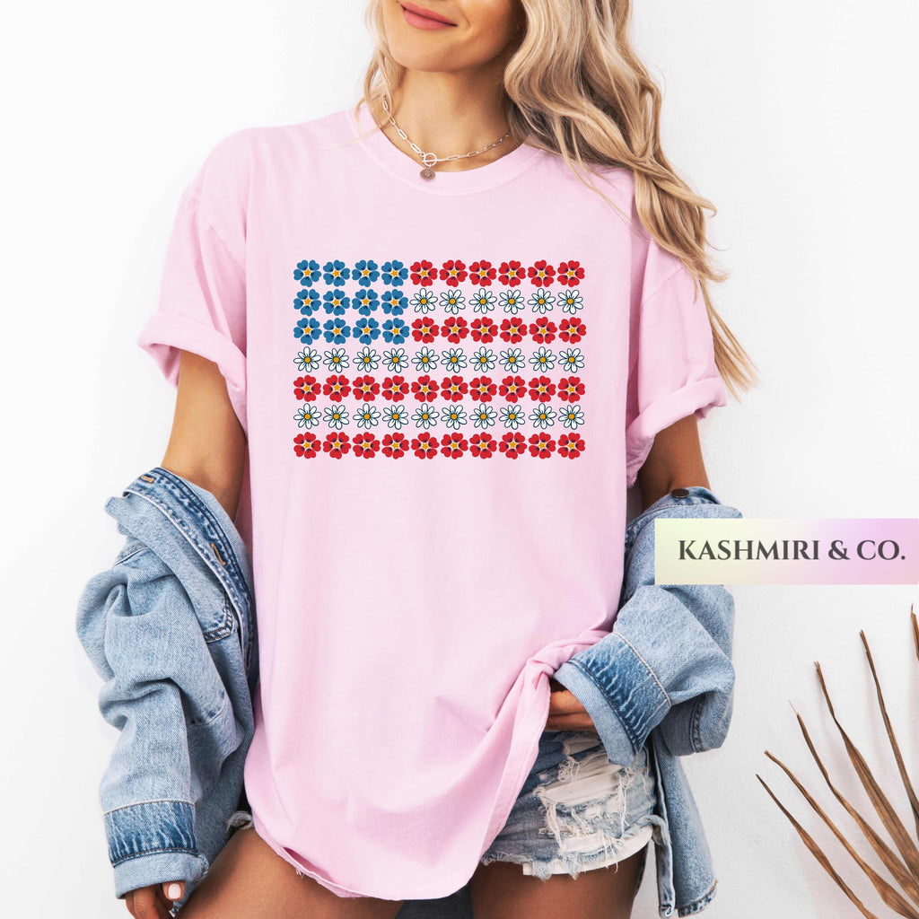 Retro American Flag Floral Shirt, 4th of July Tee Red White Blue Fourth of July USA Botanical Tee Patriotic Independence Day Gift USA TShirt