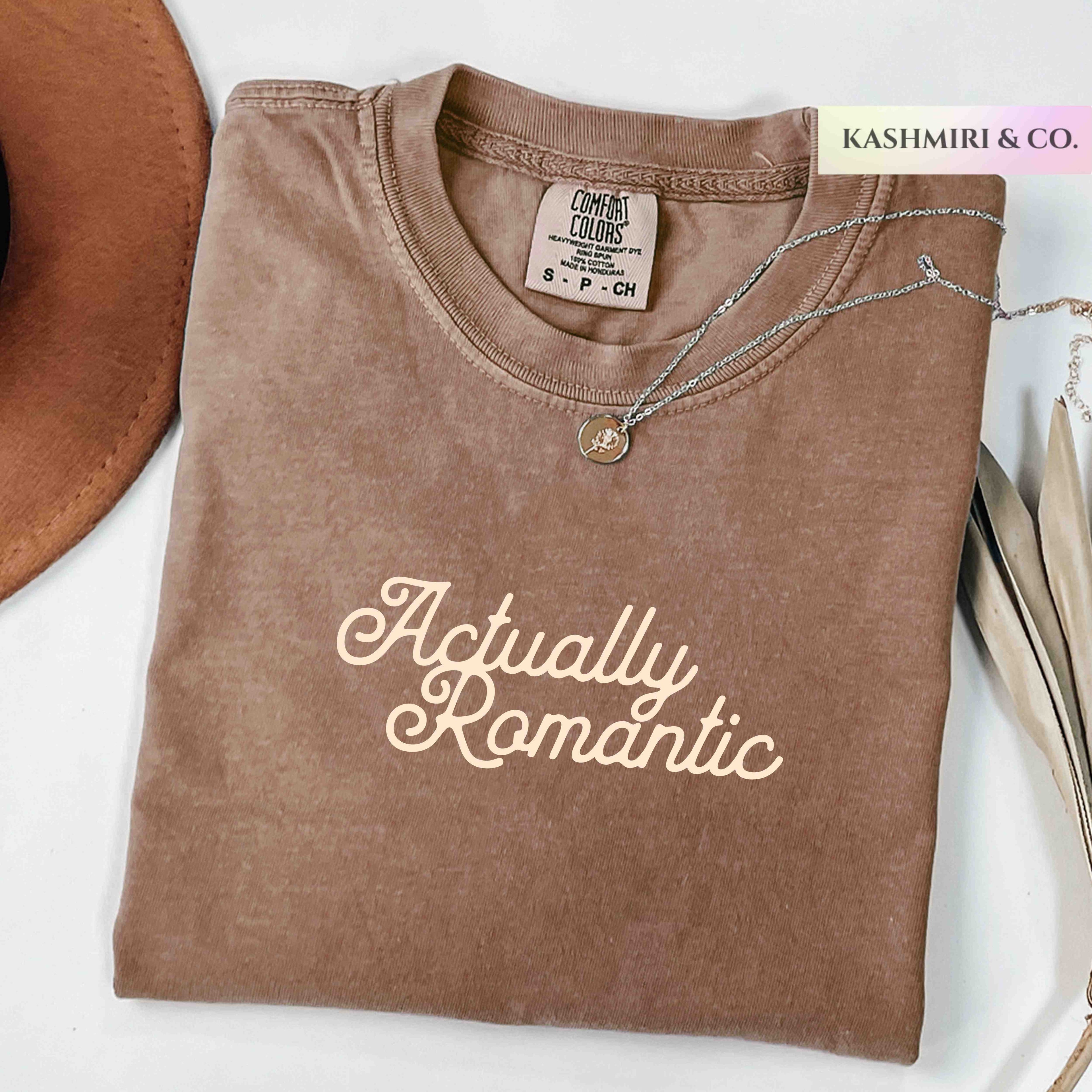 ACTUALLY ROMANTIC TEE