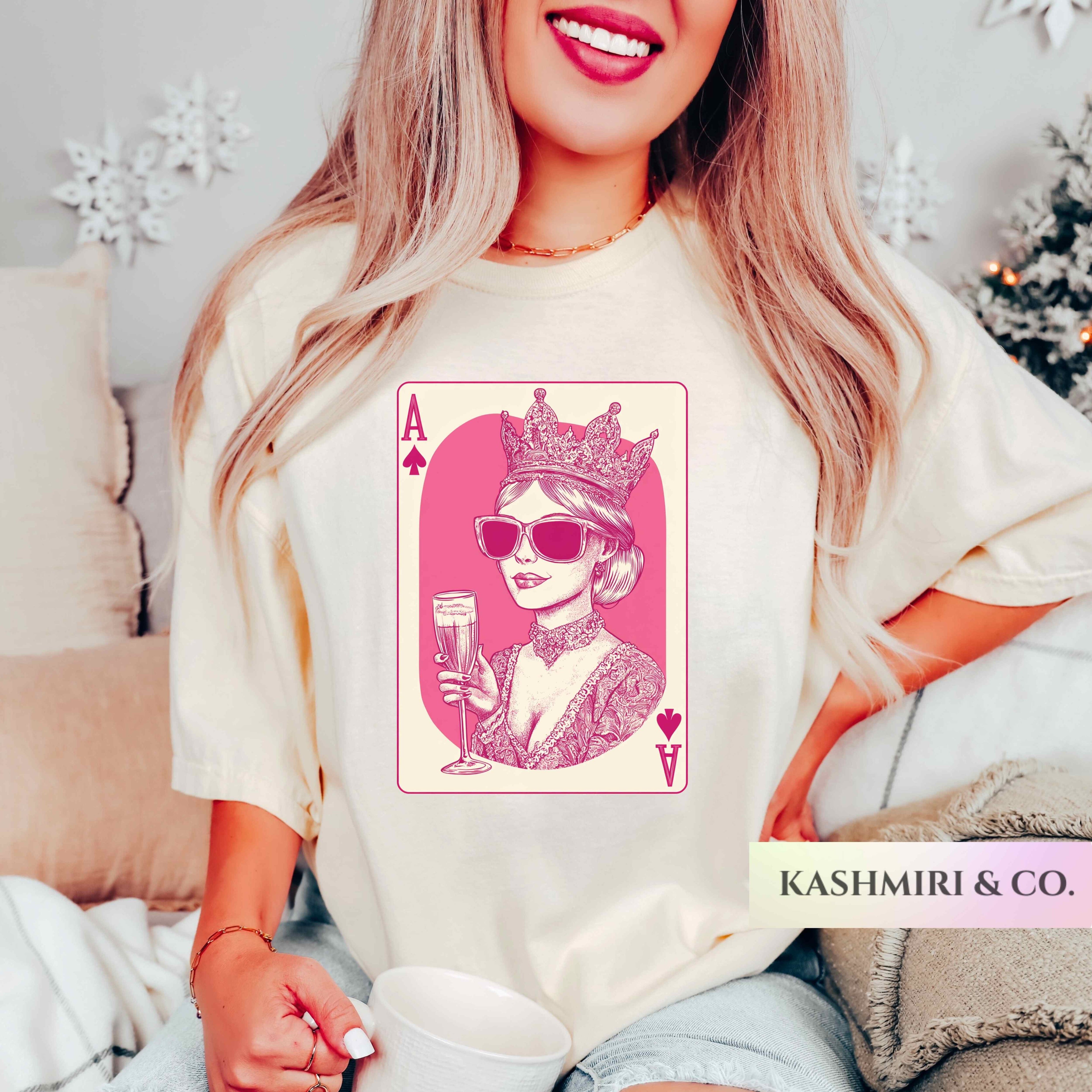 QUEEN OF HEARTS CHAMPAGNE TEE