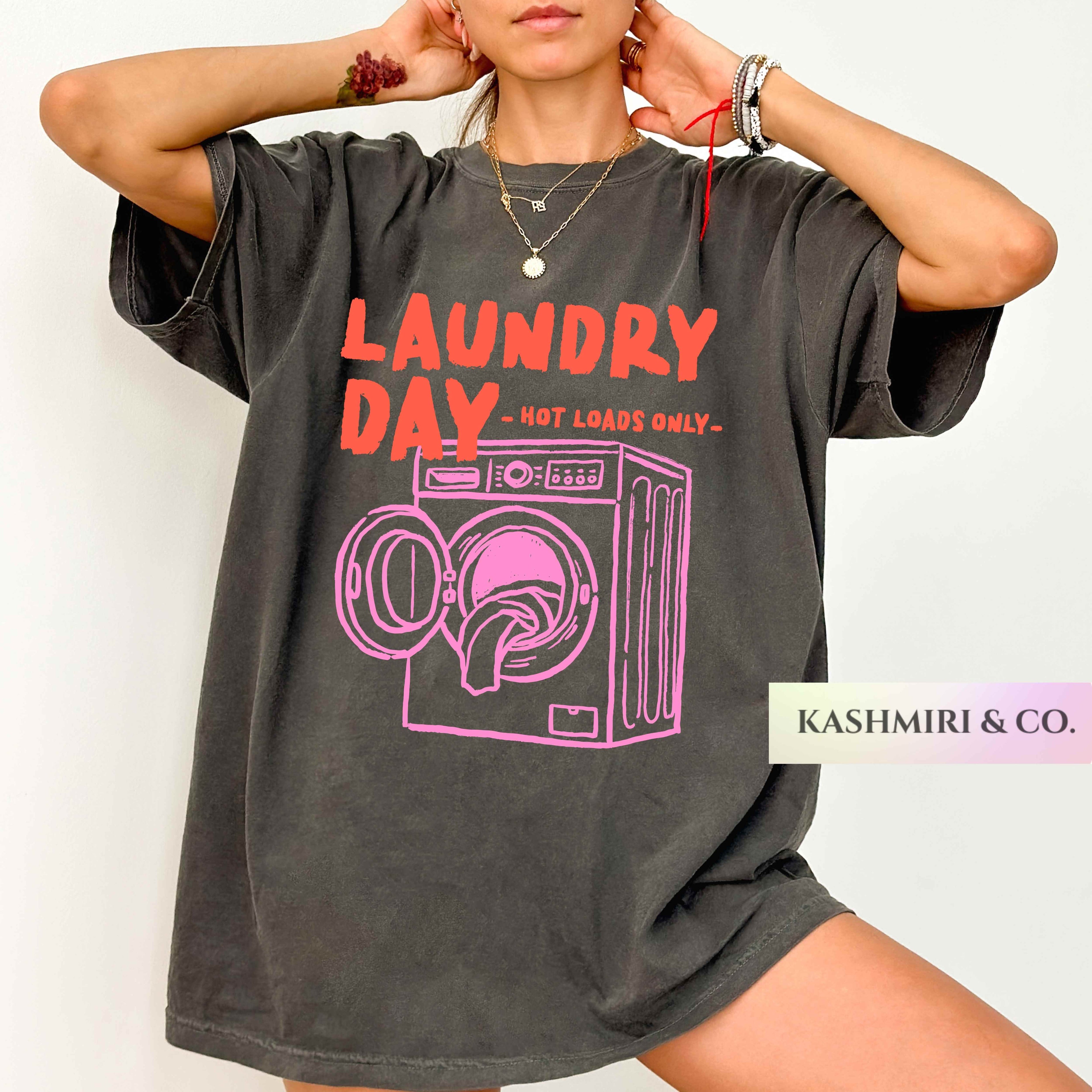 RETRO LAUNDRY DAY TEE