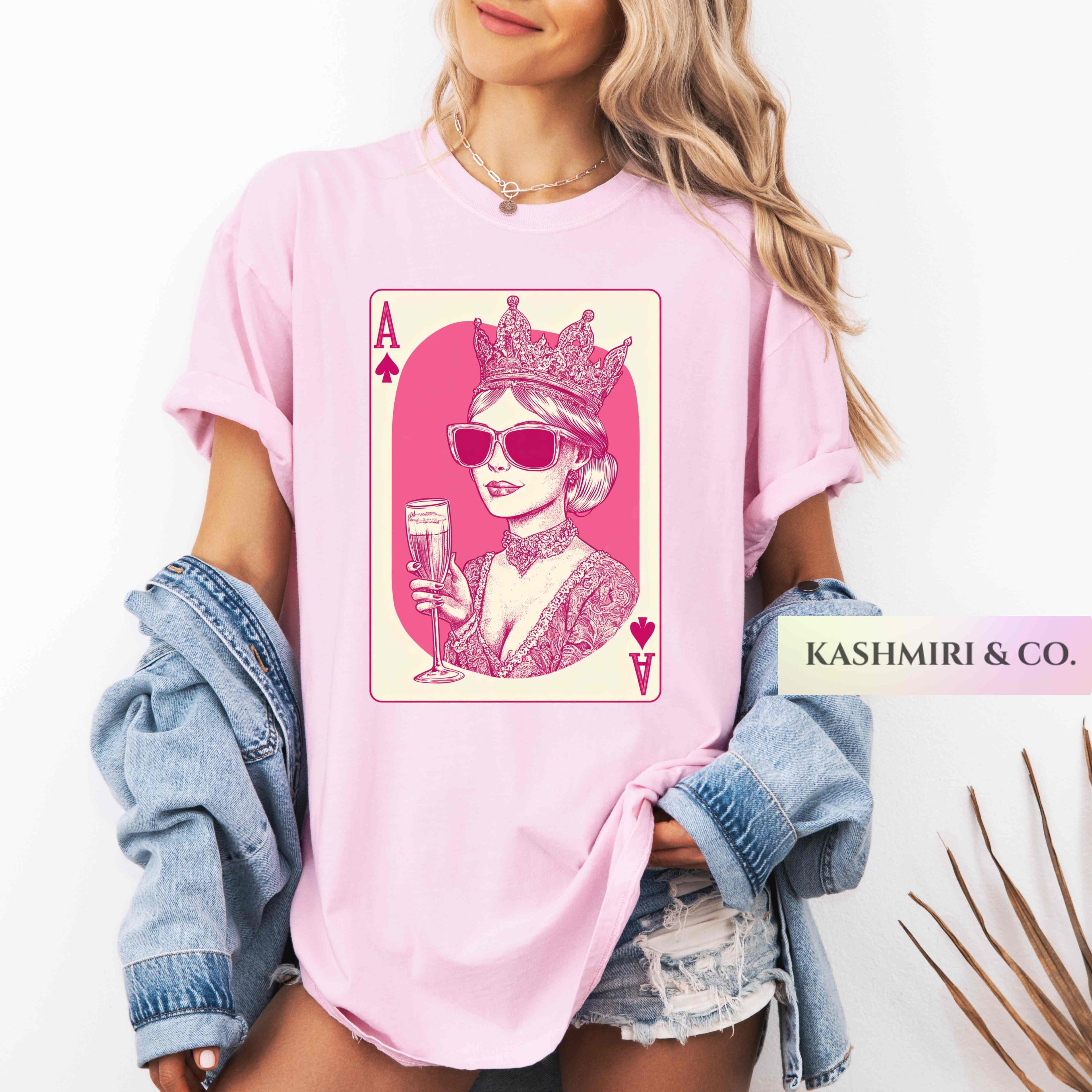 QUEEN OF HEARTS CHAMPAGNE TEE